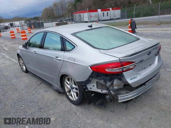 2017 Ford Fusion Titanium с VIN 3FA6P0SU0HR409820, выставлен на аукционе IAAI как лот 41919527 с пробегом 77 301 миль миль и . История ставок и продаж доступна на DreamBid. Изображение 3.