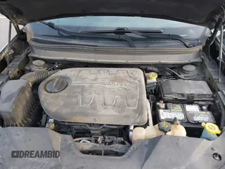 2019 Jeep Cherokee Limited with VIN 1C4PJMDXXKD245877, listed as a IAAI auction lot 41984332 with 103,300 mi miles and . Bid and sale history available at carsss.com. Image 10.