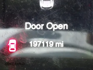2015 Jeep Cherokee Sport с VIN 1C4PJMAB9FW675323, выставлен на аукционе IAAI как лот 42460681 с пробегом 197 119 миль миль и . История ставок и продаж доступна на DreamBid. Изображение 15.