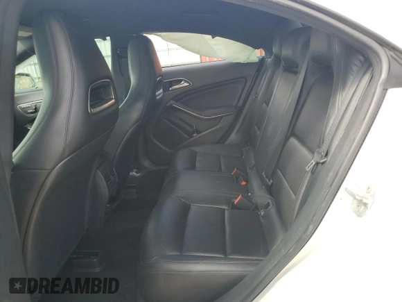2014 Mercedes-Benz CLA 250 with VIN WDDSJ4EB4EN105826, listed as a Copart auction lot 56993945 with 123,317 mi miles and Salvage title. Bid and sale history available at DreamBid. Image 10.