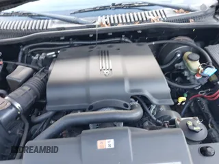 2002 Ford Explorer Eddie Bauer with VIN 1FMZU74W92ZB32879, listed as a IAAI auction lot 39327971 with 128,592 mi miles and . Bid and sale history available at DreamBid. Image 10.
