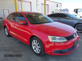 2012 Volkswagen Jetta SE with VIN 3VWDP7AJ6CM372289, listed as a IAAI auction lot 42643829 with 152,512 mi miles and . Bid and sale history available at DreamBid. Image 1.