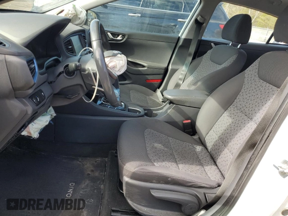 2019 Hyundai Ioniq z VIN KMHC65LD8KU107201, wystawiony jako Copart lot #52440065 z przebiegiem 151 365 mil mil oraz Czysty tytuł • Clean title. Historia ofert i sprzedaży dostępna na DreamBid. Obrazek 7.