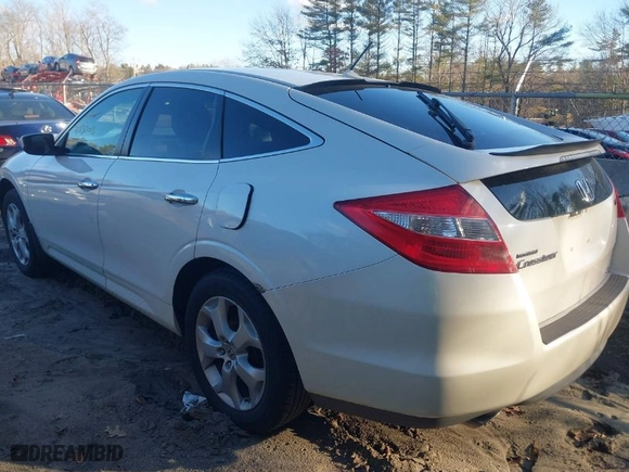 2011 Honda Accord Crosstour EX-L with VIN 5J6TF2H58BL002565, listed as a IAAI auction lot 41238003 with 152,587 mi miles. Bid and sale history available at carsss.com. Image 3.