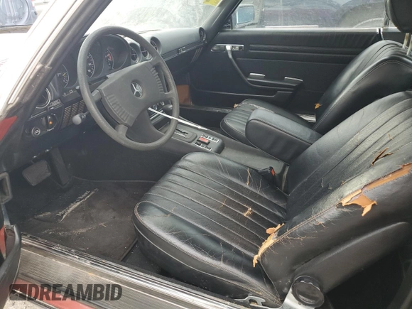 1976 Mercedes-Benz SLC с VIN 10702412015039, выставлен на аукционе Copart как лот 54490515 с пробегом 132 693 миль миль и Чистый • Clean title. История ставок и продаж доступна на DreamBid. Изображение 7.