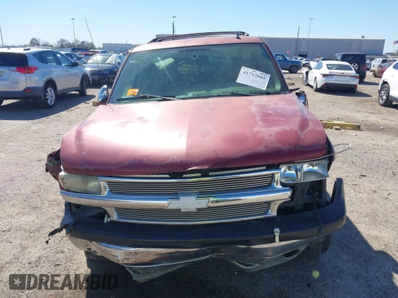 2006 Chevrolet Suburban LS w/1WT with VIN 1GNEC16Z66J170138, listed as a IAAI auction lot 41712685 with 240,643 mi miles. Bid and sale history available at carsss.com. Image 11.