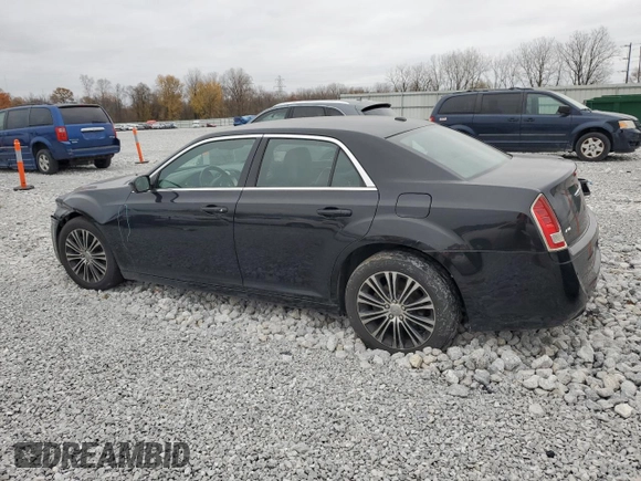 2013 Chrysler 300 S z VIN 2C3CCAGT4DH741560, wystawiony jako Copart lot #78879594 z przebiegiem 161 647 mil mil oraz Szkoda całkowita • Salvage title. Historia ofert i sprzedaży dostępna na DreamBid. Obrazek 2.