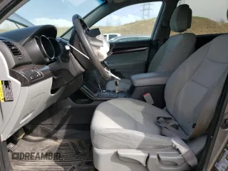 2013 Kia Sorento LX with VIN 5XYKTDA21DG401970, listed as a Copart auction lot 54079365 with 217,969 mi miles and Salvage title. Bid and sale history available at DreamBid. Image 7.