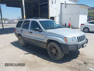 2004 Jeep Grand Cherokee Laredo with VIN 1J4GW48S14C377204, listed as a IAAI auction lot 42087966 with 78,110 mi miles. Bid and sale history available at carsss.com. Image 1.