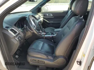 2013 Ford Explorer XLT with VIN 1FM5K7D80DGB63037, listed as a Copart auction lot 61870215 with 132,998 mi miles and Salvage title. Bid and sale history available at DreamBid. Image 7.