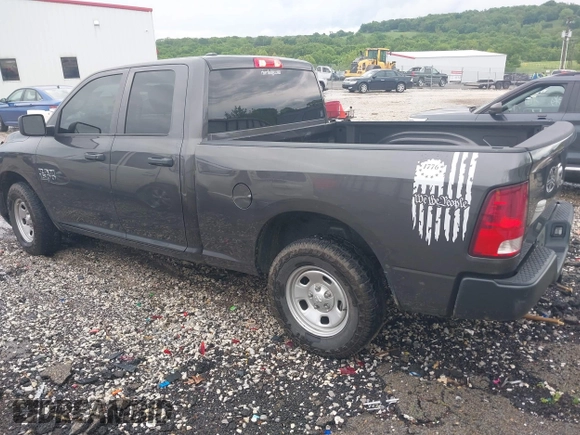 2022 Ram 1500 Tradesman z VIN 1C6RR6FG9NS222835, wystawiony jako IAAI lot #42156693 z przebiegiem 71 564 mil mil oraz . Historia ofert i sprzedaży dostępna na DreamBid. Obrazek 3.