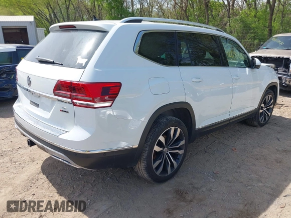 2019 Volkswagen Atlas SEL Premium with VIN 1V2NR2CA4KC612472, listed as a IAAI auction lot 42095556 with 98,397 mi miles and . Bid and sale history available at DreamBid. Image 4.