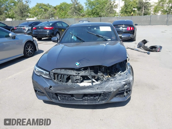 2021 BMW 3 Series 330i с VIN 3MW5R1J03M8B96458, выставлен на аукционе IAAI как лот 42355921 с пробегом Не указан миль и . История ставок и продаж доступна на DreamBid. Изображение 13.