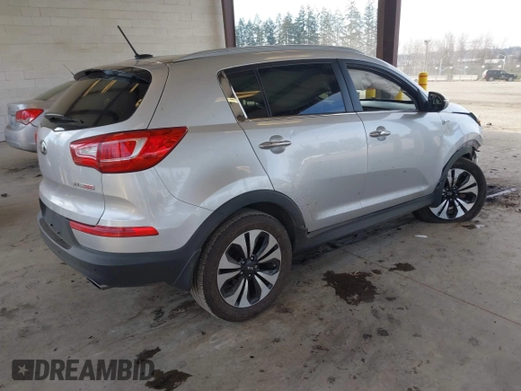 2013 Kia Sportage SX with VIN KNDPCCA69D7529910, listed as a IAAI auction lot 41414560 with 101,769 mi miles and . Bid and sale history available at carsss.com. Image 4.