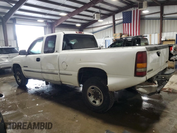 1999 GMC Sierra 1500 with VIN 1GTFC29U2XZ518488, listed as a Copart auction lot 74092634 with 447,082 mi miles and Salvage Title. Bid and sale history available at DreamBid. Image 2.