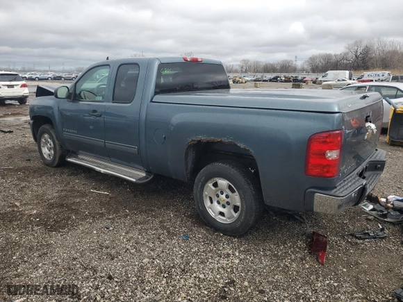 2011 Chevrolet Silverado 1500 LT with VIN 1GCRCSE06BZ303009, listed as a Copart auction lot 47390175 with 202,579 mi miles and Salvage Title. Bid and sale history available at carsss.com. Image 2.
