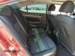 2017 Hyundai Elantra Value Edition z VIN KMHD84LF5HU245829, wystawiony jako Copart lot #57168365 z przebiegiem 121 617 mil mil oraz Szkoda całkowita • Salvage title. Historia ofert i sprzedaży dostępna na DreamBid. Obrazek 10.