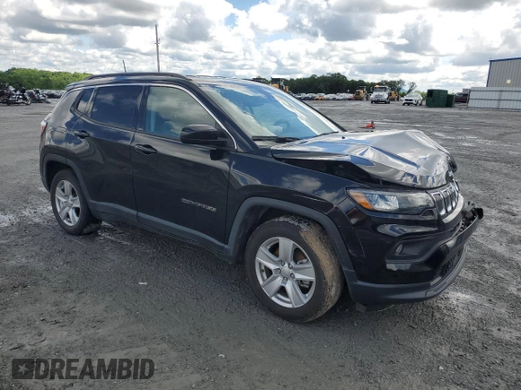 2022 Jeep Compass Latitude z VIN 3C4NJCBBXNT192492, wystawiony jako Copart lot #57164695 z przebiegiem 29 628 mil mil oraz Szkoda całkowita • Salvage title. Historia ofert i sprzedaży dostępna na DreamBid. Obrazek 4.