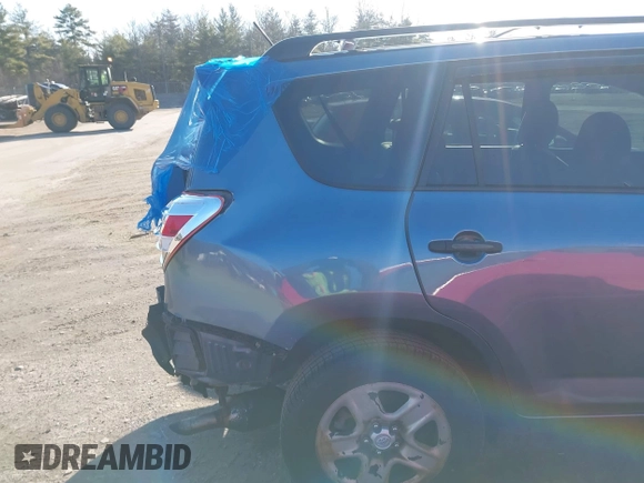 2010 Toyota RAV4 with VIN 2T3BF4DV8AW057080, listed as a IAAI auction lot 41978048 with 180,992 mi miles. Bid and sale history available at carsss.com. Image 18.