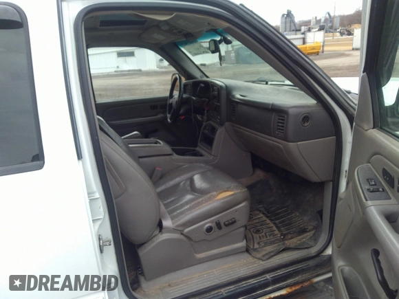 2006 GMC Yukon XL SLT with VIN 1GKFK16Z36J140261, listed as a IAAI auction lot 41643567 with 258,795 mi miles and . Bid and sale history available at DreamBid. Image 5.