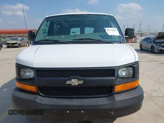 2008 Chevrolet Express Cargo z VIN 1GCFG15X381134847, wystawiony jako IAAI lot #41933588 z przebiegiem 114 592 mil mil oraz . Historia ofert i sprzedaży dostępna na DreamBid. Obrazek 12.