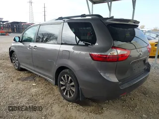 2018 Toyota Sienna XLE with VIN 5TDDZ3DC8JS207490, listed as a IAAI auction lot 40890775 with 97,260 mi miles. Bid and sale history available at carsss.com. Image 3.