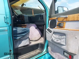 1994 Ford Econoline Cargo with VIN 1FDEE14H3RHA88596, listed as a IAAI auction lot 41948461 with 188,321 mi miles and . Bid and sale history available at DreamBid. Image 5.