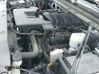 2016 Chevrolet Suburban LT with VIN 1GNSKHKC9GR275615, listed as a IAAI auction lot 42296718 with 91,853 mi miles and . Bid and sale history available at DreamBid. Image 20.