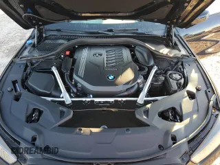 2024 BMW 8 Series 840i with VIN WBAGV2C03RCN18605, listed as a Copart auction lot 81984784 with 0 mi miles and Salvage Title. Bid and sale history available at carsss.com. Image 11.