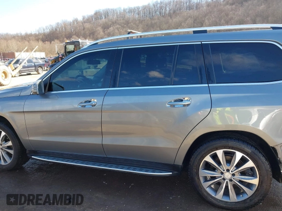 2016 Mercedes-Benz GL with VIN 4JGDF6EE3GA633180, listed as a IAAI auction lot 41623280 with 120,294 mi miles. Bid and sale history available at carsss.com. Image 15.