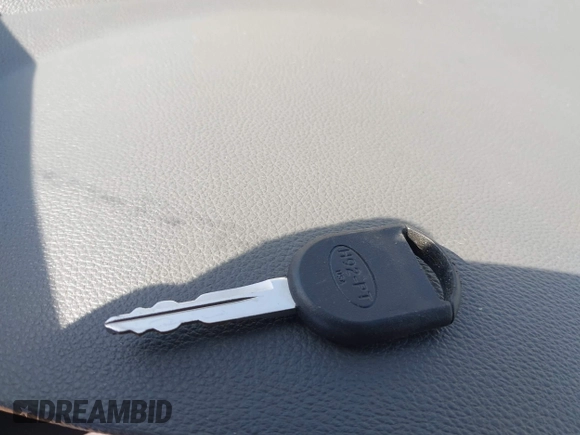 2006 Ford Freestar SE z VIN 2FMDA51656BA22707, wystawiony jako IAAI lot #41754405 z przebiegiem Nie podano mil oraz . Historia ofert i sprzedaży dostępna na DreamBid. Obrazek 11.