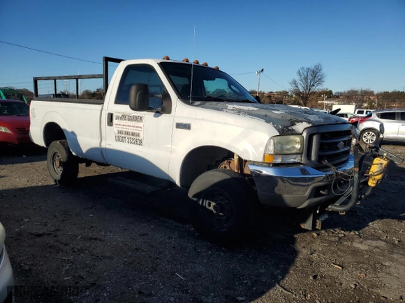 2004 Ford Super Duty F-250 XL with VIN 1FTNF21L24EB36308, listed as a Copart auction lot 84531944 with 0 mi miles and Clean Title. Bid and sale history available at carsss.com. Image 4.