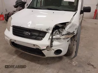 2013 Ford Transit Connect XLT с VIN NM0LS7DN8DT164457, выставлен на аукционе IAAI как лот 41184560 с пробегом 171 962 миль миль и . История ставок и продаж доступна на DreamBid. Изображение 6.