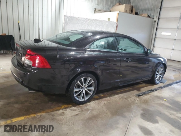 2012 Volvo C70 T5 with VIN YV1672MC0CJ126017, listed as a Copart auction lot 44784185 with 79,203 mi miles and Salvage Title. Bid and sale history available at carsss.com. Image 3.