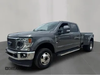 2022 Ford F-350 XL with VIN 1FT8W3DT8NEG01027, listed as a Copart auction lot 59551375 with 239,411 mi miles and Clean title. Bid and sale history available at DreamBid. Image 2.