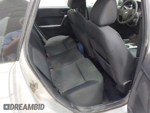 2011 Ford Focus SE with VIN 1FAHP3FN1BW120916, listed as a IAAI auction lot 42106878 with 107,166 mi miles. Bid and sale history available at carsss.com. Image 8.