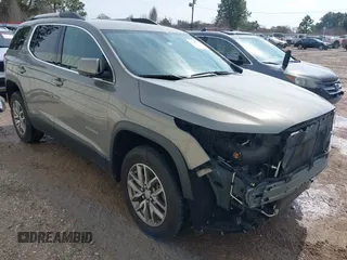 2019 GMC Acadia SLE z VIN 1GKKNLLS0KZ118304, wystawiony jako IAAI lot #41343453 z przebiegiem 93 593 mil mil oraz . Historia ofert i sprzedaży dostępna na DreamBid. Obrazek 1.