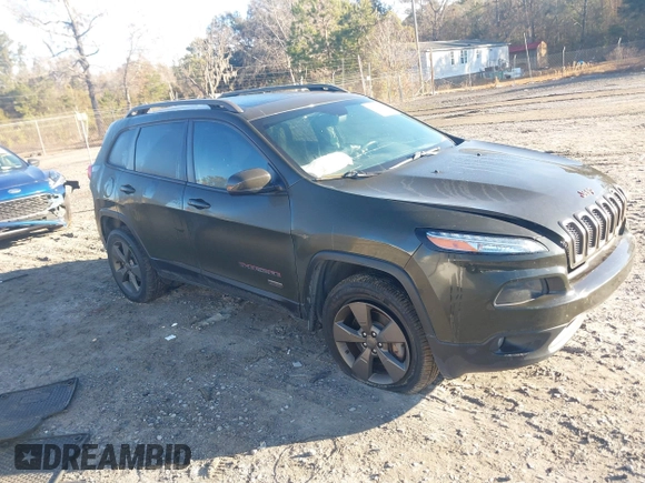 2016 Jeep Cherokee Latitude with VIN 1C4PJMCS4GW279721, listed as a IAAI auction lot 41463929 with 89,205 mi miles. Bid and sale history available at carsss.com. Image 1.