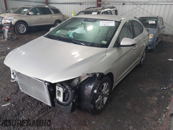 2018 Hyundai Elantra SEL z VIN KMHD84LF1JU499186, wystawiony jako IAAI lot #41950942 z przebiegiem 28 198 mil mil oraz . Historia ofert i sprzedaży dostępna na DreamBid. Obrazek 17.