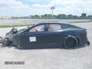 2021 Tesla Model S Plaid с VIN 5YJSA1E63MF451438, выставлен на аукционе IAAI как лот 41399777 с пробегом Не указан миль и . История ставок и продаж доступна на DreamBid. Изображение 13.