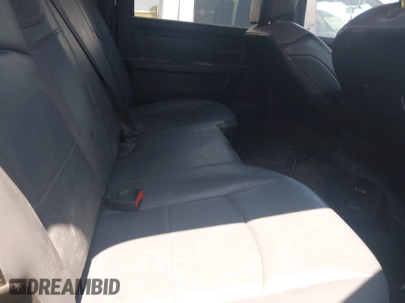 2022 Ram 2500 Tradesman z VIN 3C6UR5HJ7NG351676, wystawiony jako IAAI lot #42728688 z przebiegiem 90 318 mil mil oraz . Historia ofert i sprzedaży dostępna na DreamBid. Obrazek 7.