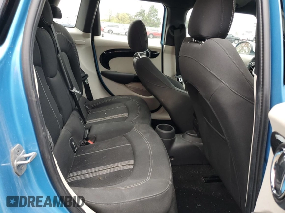 2016 MINI Hardtop 4 Door S z VIN WMWXU3C51G2D29333, wystawiony jako Copart lot #52899195 z przebiegiem 79 860 mil mil oraz Szkoda całkowita • Salvage title. Historia ofert i sprzedaży dostępna na DreamBid. Obrazek 10.