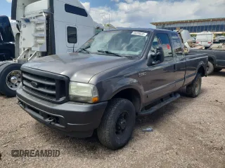 2002 Ford F-250 XL z VIN 1FTNX21F32ED23500, wystawiony jako Copart lot #58226635 z przebiegiem Nie podano mil oraz Szkoda całkowita • Salvage title. Historia ofert i sprzedaży dostępna na DreamBid. Obrazek 1.