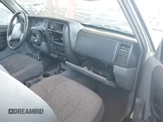 1998 Jeep Cherokee с VIN 1J4FT27S3WL145877, выставлен на аукционе IAAI как лот 42660302 с пробегом 216 632 миль миль и . История ставок и продаж доступна на DreamBid. Изображение 5.