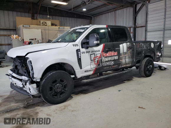 2024 Ford Super Duty F-250 SRW XL with VIN 1FT8W2BT8REC65205, listed as a Copart auction lot 46938475 with 59,686 mi miles and Salvage Title. Bid and sale history available at carsss.com. Image 1.