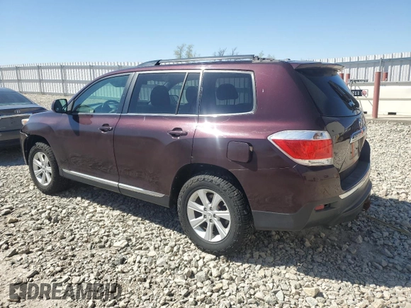 2011 Toyota Highlander z VIN 5TDBK3EH5BS074730, wystawiony jako Copart lot #56496965 z przebiegiem 133 214 mil mil oraz Czysty tytuł • Clean title. Historia ofert i sprzedaży dostępna na DreamBid. Obrazek 2.