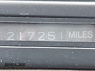 1991 Lexus LS z VIN JT8UF11E6M0075970, wystawiony jako IAAI lot #41872951 z przebiegiem 217 251 mil mil oraz . Historia ofert i sprzedaży dostępna na DreamBid. Obrazek 7.