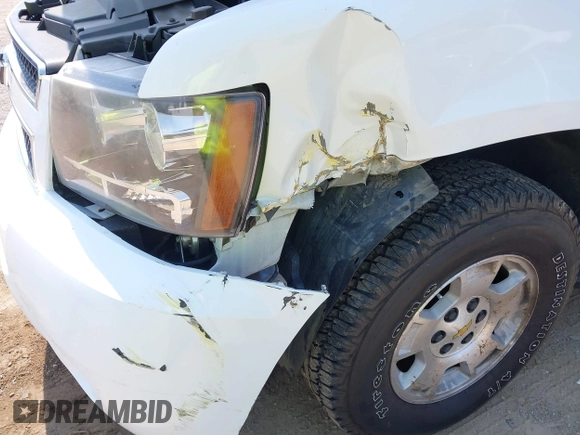 2008 Chevrolet Tahoe LTZ with VIN 1GNFK13008J156624, listed as a IAAI auction lot 42573117 with 185,116 mi miles and . Bid and sale history available at DreamBid. Image 6.