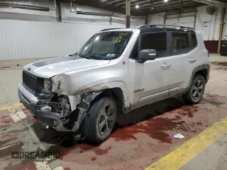 2021 Jeep Renegade Trailhawk z VIN ZACNJDC16MPM23404, wystawiony jako Copart lot #86534924 z przebiegiem 43 849 mil mil oraz Szkoda całkowita • Salvage title. Historia ofert i sprzedaży dostępna na DreamBid. Obrazek 1.