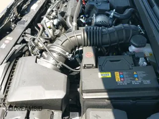 2025 Hyundai Elantra N Line with VIN KMHLR4DF3SU925260, listed as a IAAI auction lot 42437713 with 51 mi miles and . Bid and sale history available at DreamBid. Image 18.